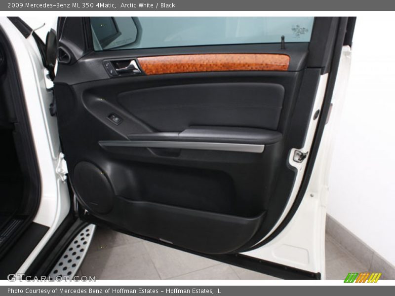 Arctic White / Black 2009 Mercedes-Benz ML 350 4Matic