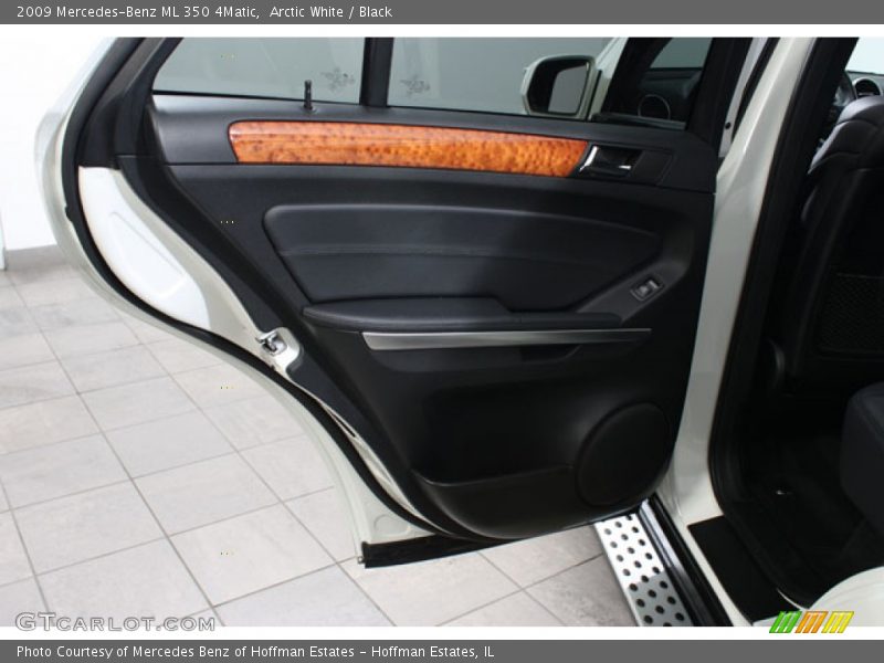 Arctic White / Black 2009 Mercedes-Benz ML 350 4Matic