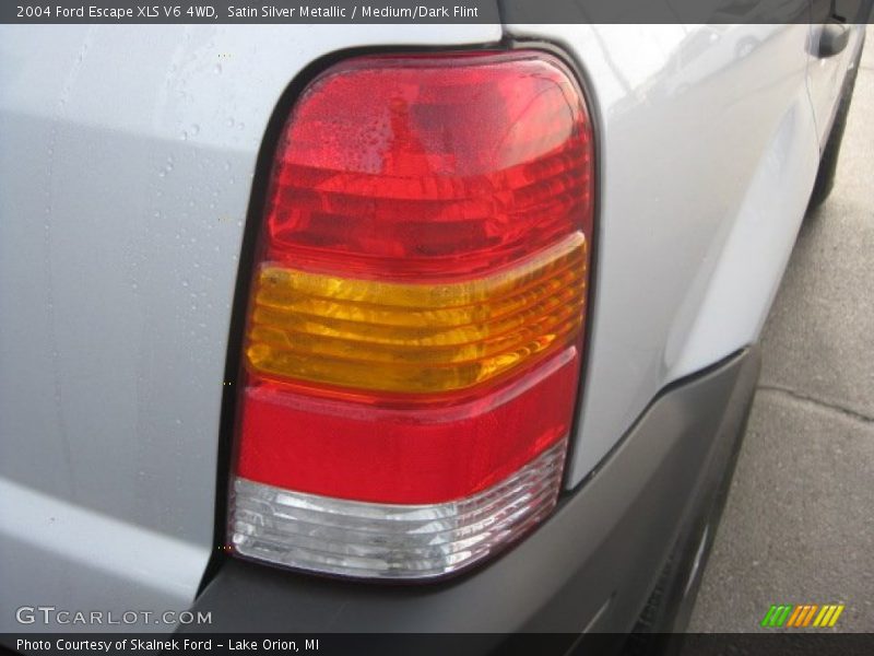 Satin Silver Metallic / Medium/Dark Flint 2004 Ford Escape XLS V6 4WD