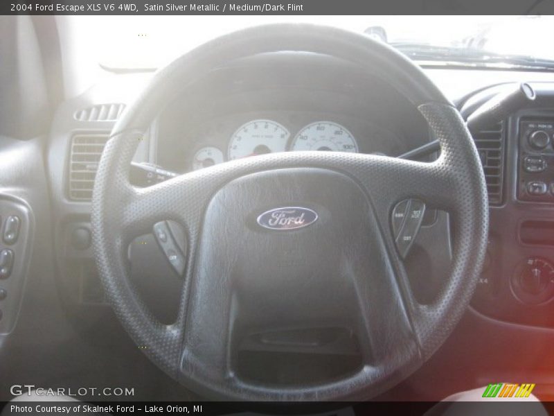 Satin Silver Metallic / Medium/Dark Flint 2004 Ford Escape XLS V6 4WD