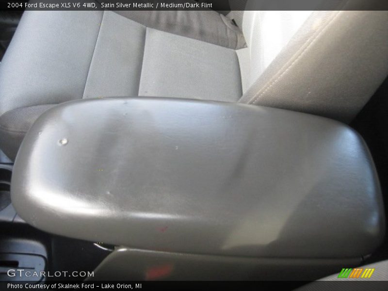 Satin Silver Metallic / Medium/Dark Flint 2004 Ford Escape XLS V6 4WD