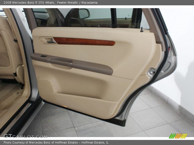 Pewter Metallic / Macadamia 2008 Mercedes-Benz R 350 4Matic
