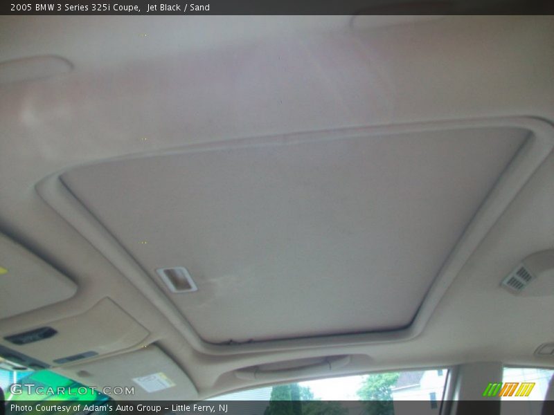 Jet Black / Sand 2005 BMW 3 Series 325i Coupe