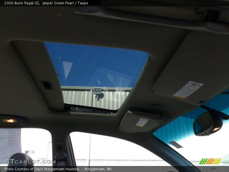 Jasper Green Pearl / Taupe 2000 Buick Regal GS