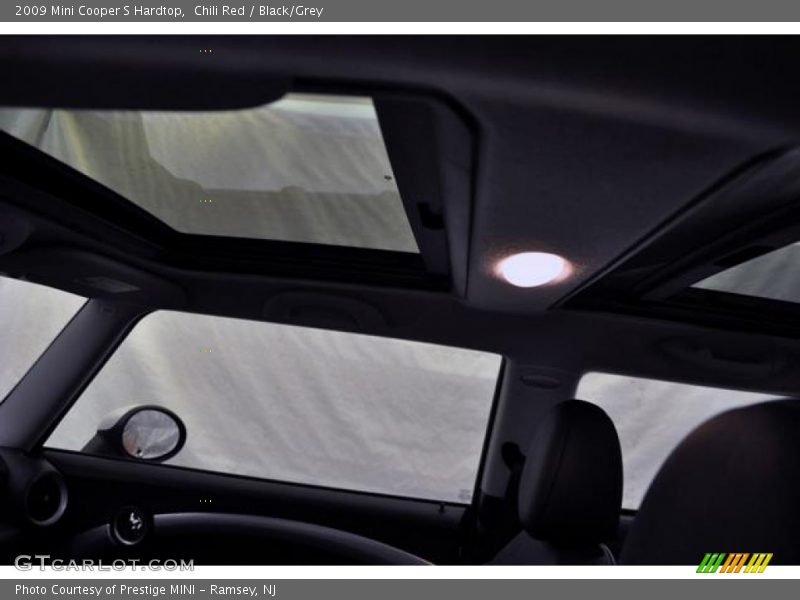 Chili Red / Black/Grey 2009 Mini Cooper S Hardtop