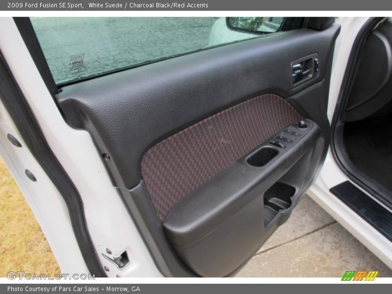 Door Panel of 2009 Fusion SE Sport