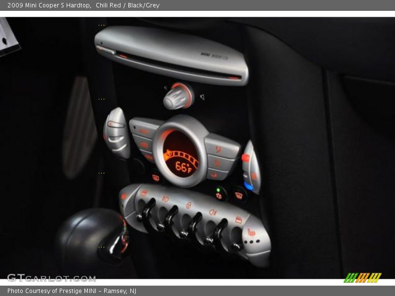 Chili Red / Black/Grey 2009 Mini Cooper S Hardtop