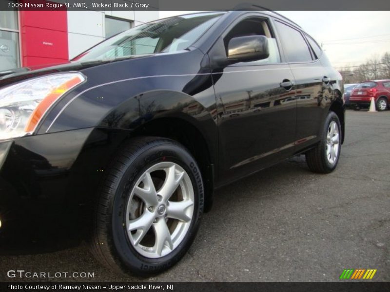 Wicked Black / Gray 2009 Nissan Rogue SL AWD