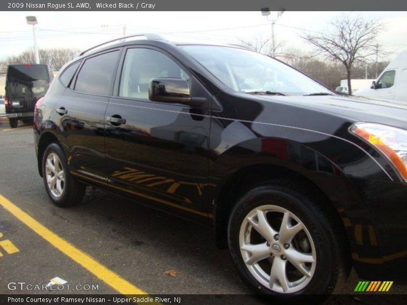 Wicked Black / Gray 2009 Nissan Rogue SL AWD