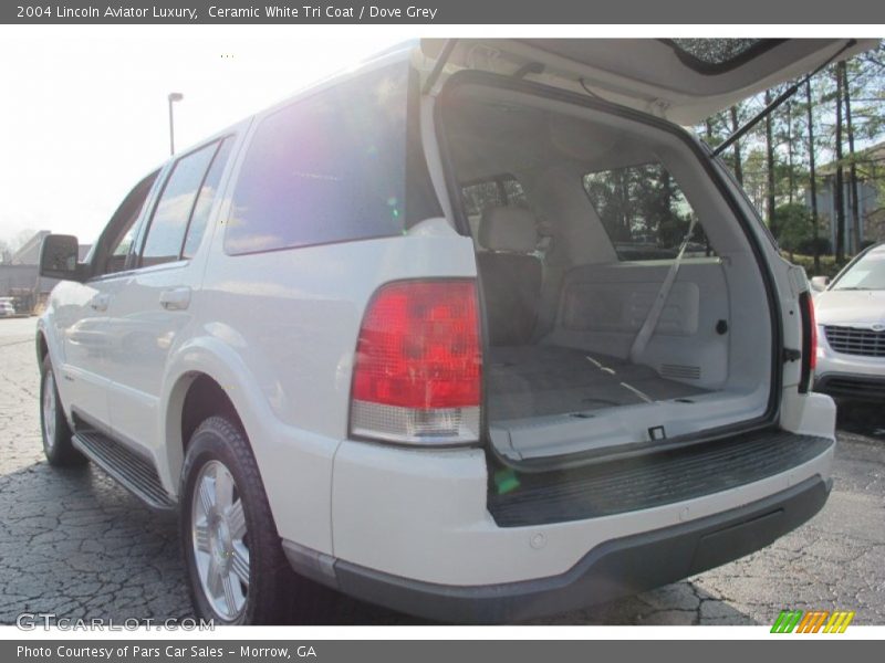 Ceramic White Tri Coat / Dove Grey 2004 Lincoln Aviator Luxury