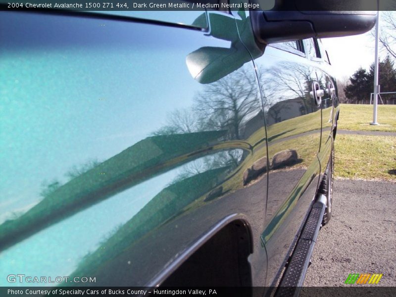 Dark Green Metallic / Medium Neutral Beige 2004 Chevrolet Avalanche 1500 Z71 4x4