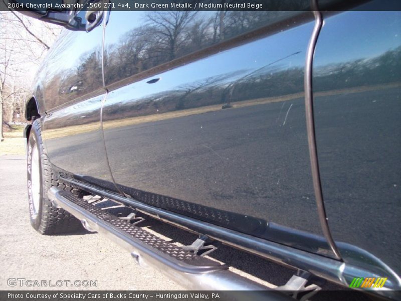 Dark Green Metallic / Medium Neutral Beige 2004 Chevrolet Avalanche 1500 Z71 4x4
