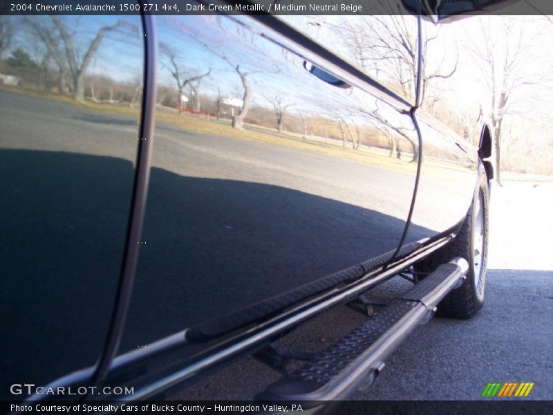 Dark Green Metallic / Medium Neutral Beige 2004 Chevrolet Avalanche 1500 Z71 4x4