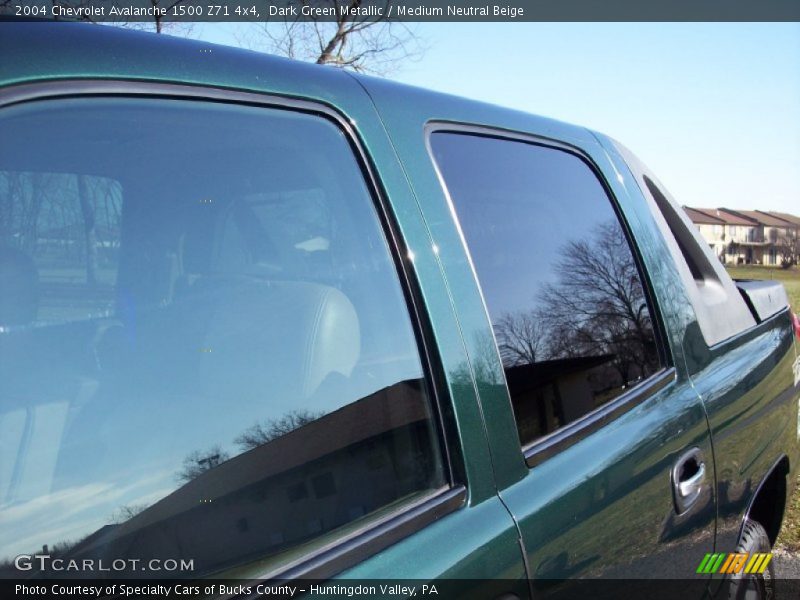 Dark Green Metallic / Medium Neutral Beige 2004 Chevrolet Avalanche 1500 Z71 4x4