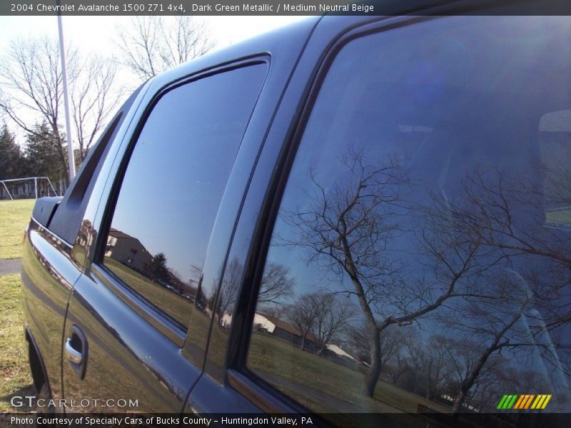 Dark Green Metallic / Medium Neutral Beige 2004 Chevrolet Avalanche 1500 Z71 4x4