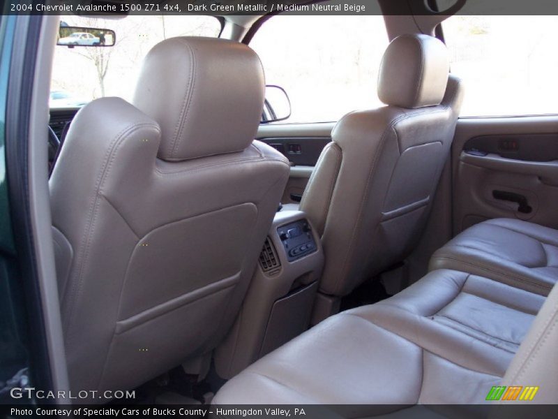Dark Green Metallic / Medium Neutral Beige 2004 Chevrolet Avalanche 1500 Z71 4x4