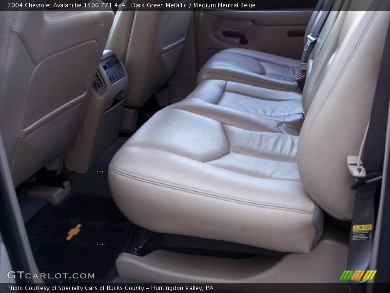 Dark Green Metallic / Medium Neutral Beige 2004 Chevrolet Avalanche 1500 Z71 4x4