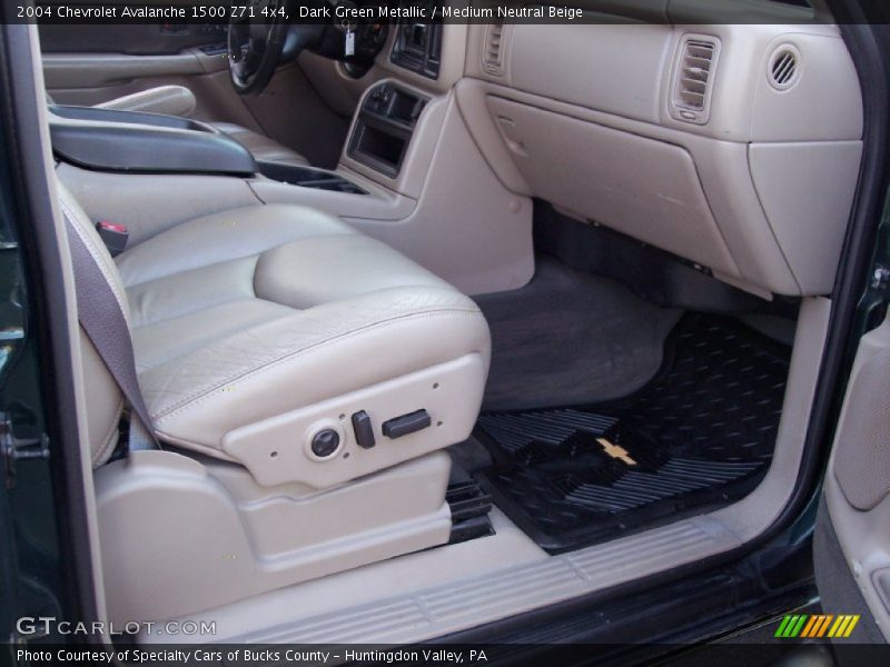 Dark Green Metallic / Medium Neutral Beige 2004 Chevrolet Avalanche 1500 Z71 4x4