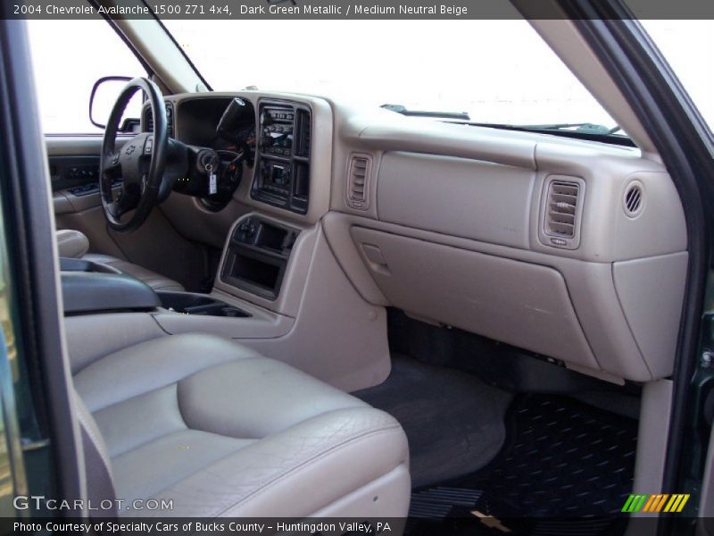 Dark Green Metallic / Medium Neutral Beige 2004 Chevrolet Avalanche 1500 Z71 4x4