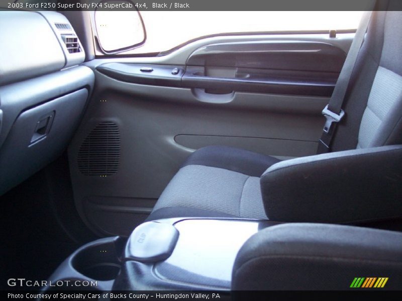 Black / Black 2003 Ford F250 Super Duty FX4 SuperCab 4x4