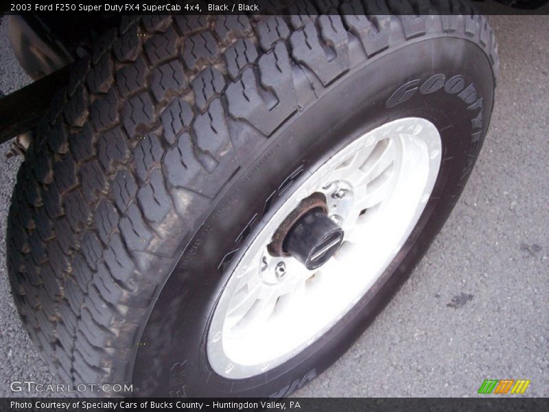 Black / Black 2003 Ford F250 Super Duty FX4 SuperCab 4x4