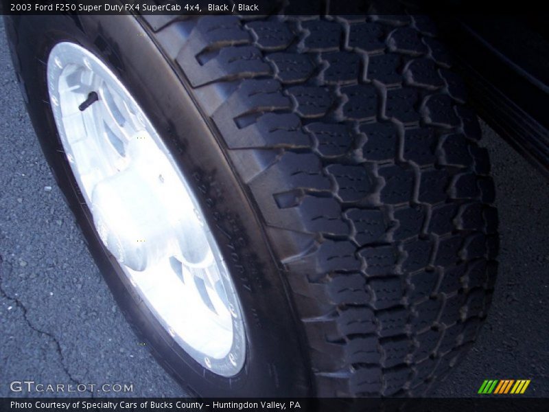 Black / Black 2003 Ford F250 Super Duty FX4 SuperCab 4x4