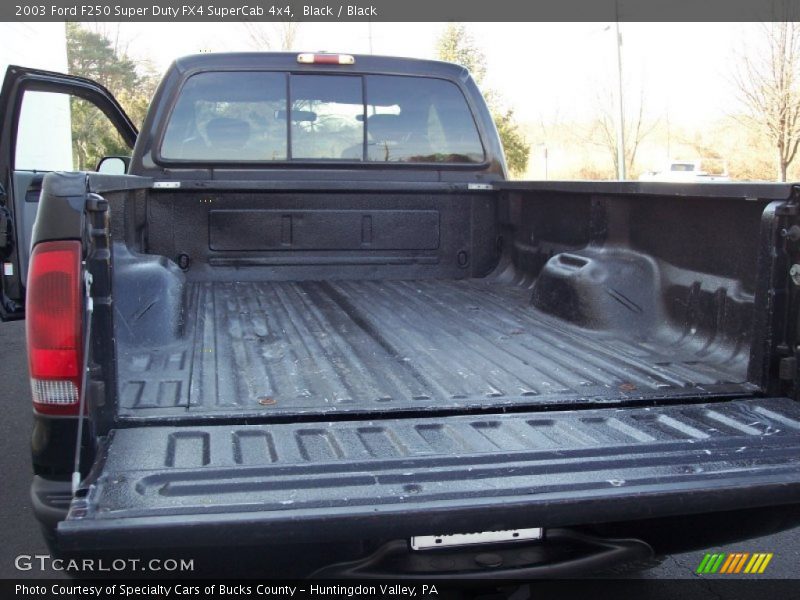 Black / Black 2003 Ford F250 Super Duty FX4 SuperCab 4x4