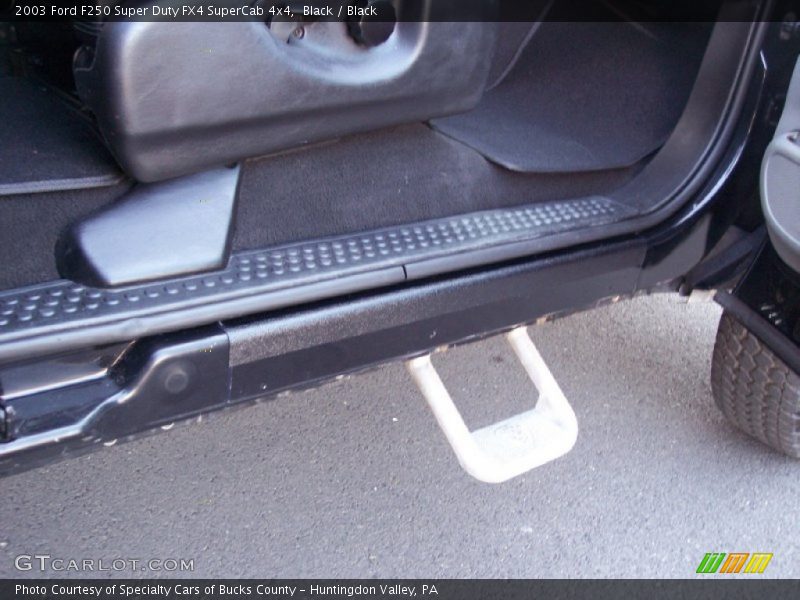 Black / Black 2003 Ford F250 Super Duty FX4 SuperCab 4x4