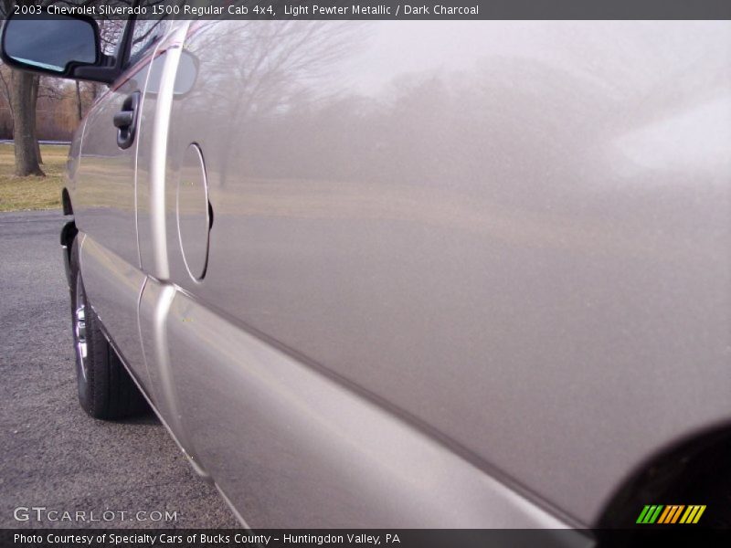 Light Pewter Metallic / Dark Charcoal 2003 Chevrolet Silverado 1500 Regular Cab 4x4