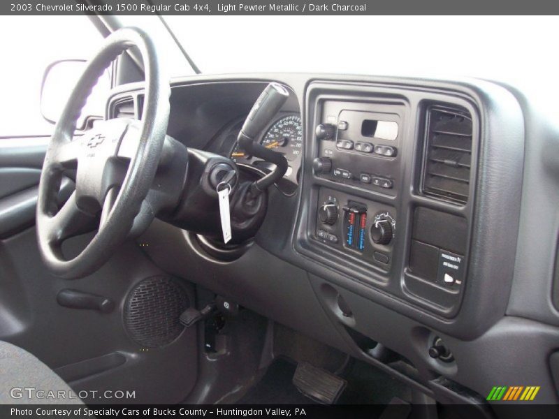 Light Pewter Metallic / Dark Charcoal 2003 Chevrolet Silverado 1500 Regular Cab 4x4