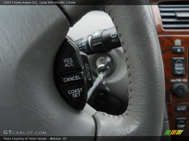 Lunar Mist Metallic / Stone 2004 Toyota Avalon XLS