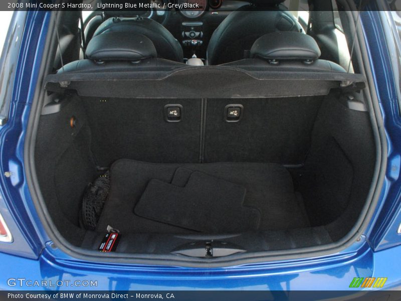  2008 Cooper S Hardtop Trunk