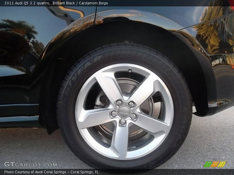 Brilliant Black / Cardamom Beige 2011 Audi Q5 3.2 quattro