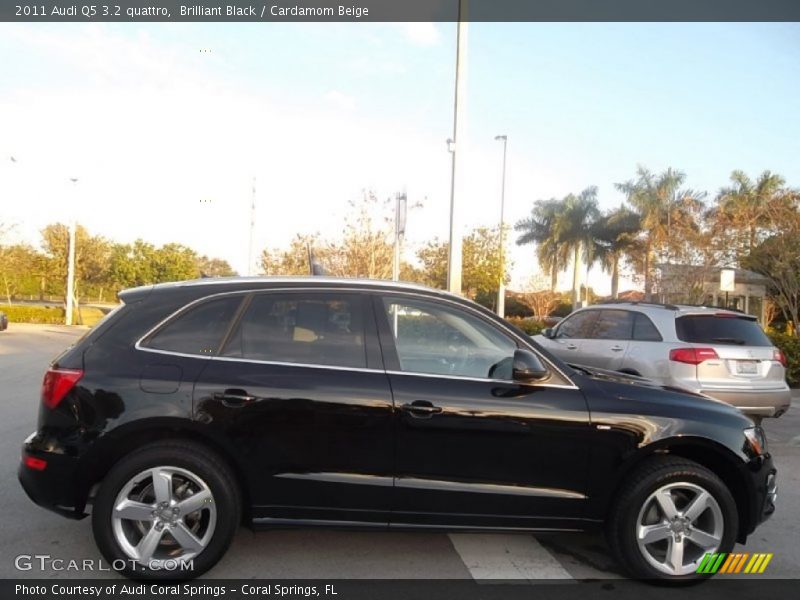  2011 Q5 3.2 quattro Brilliant Black
