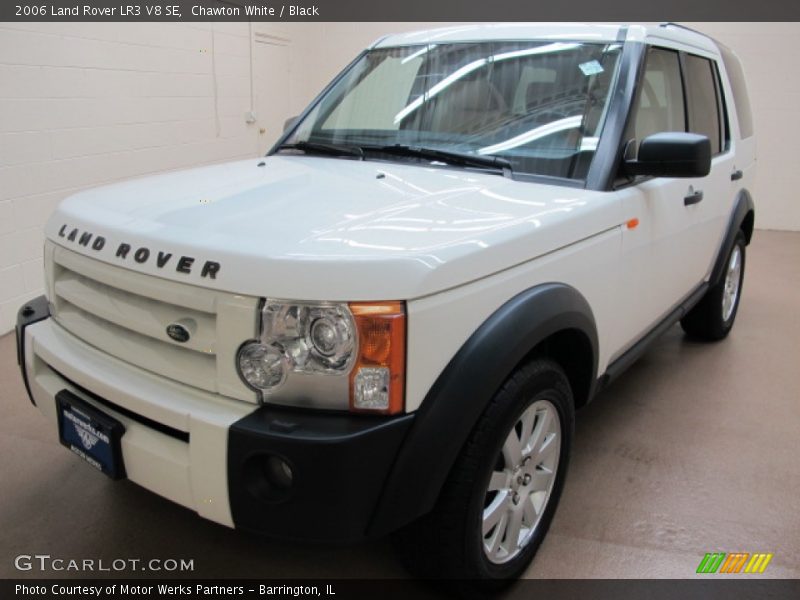 Chawton White / Black 2006 Land Rover LR3 V8 SE
