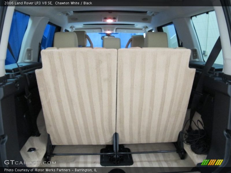 Chawton White / Black 2006 Land Rover LR3 V8 SE