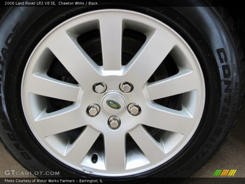 Chawton White / Black 2006 Land Rover LR3 V8 SE