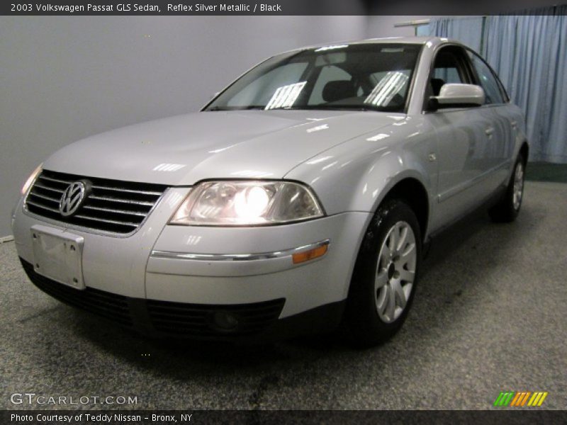 Reflex Silver Metallic / Black 2003 Volkswagen Passat GLS Sedan