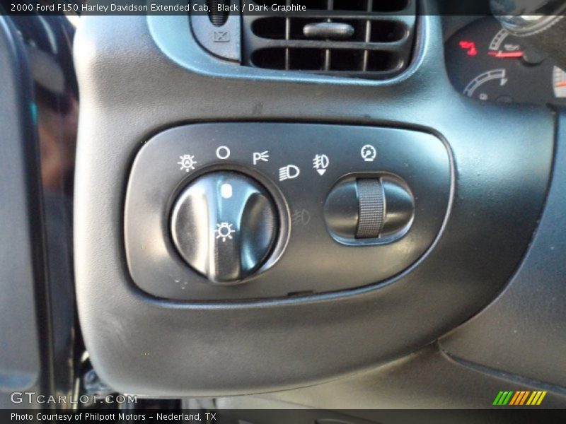 Controls of 2000 F150 Harley Davidson Extended Cab