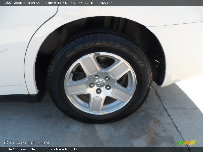 Stone White / Dark Slate Gray/Light Graystone 2007 Dodge Charger SXT