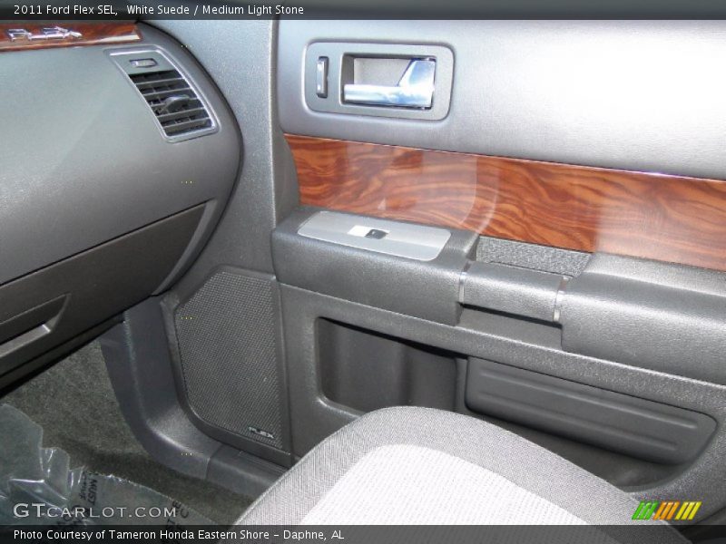 White Suede / Medium Light Stone 2011 Ford Flex SEL