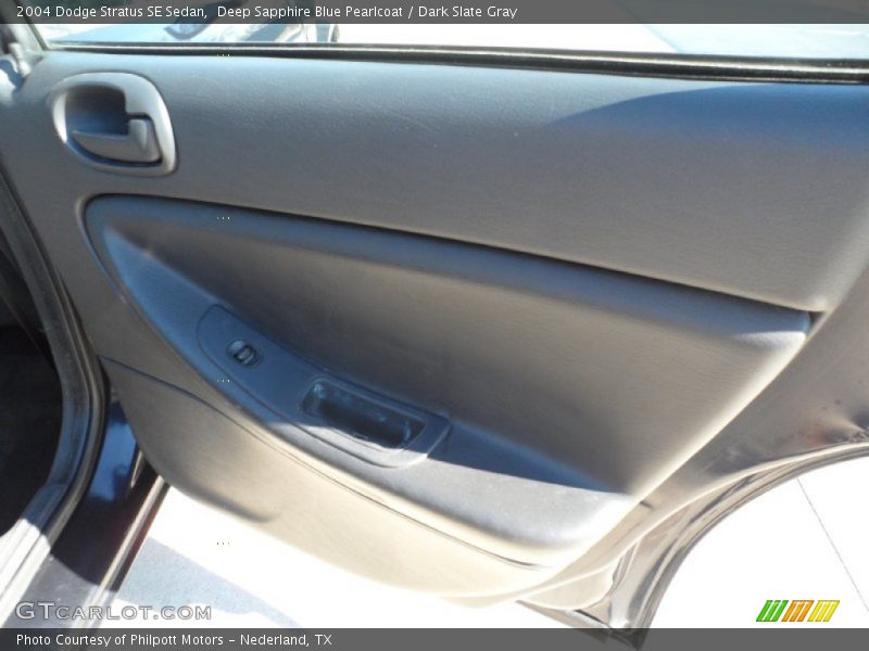 Deep Sapphire Blue Pearlcoat / Dark Slate Gray 2004 Dodge Stratus SE Sedan