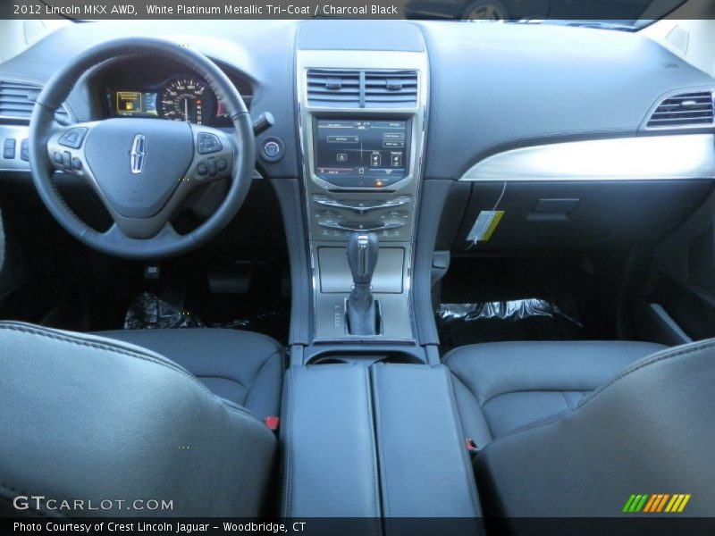 White Platinum Metallic Tri-Coat / Charcoal Black 2012 Lincoln MKX AWD