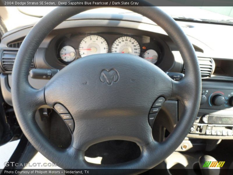 Deep Sapphire Blue Pearlcoat / Dark Slate Gray 2004 Dodge Stratus SE Sedan