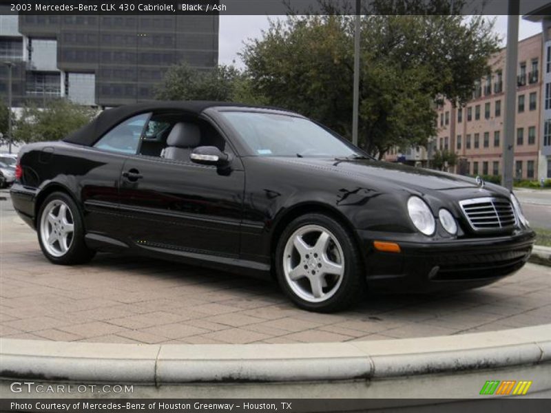 Front 3/4 View of 2003 CLK 430 Cabriolet