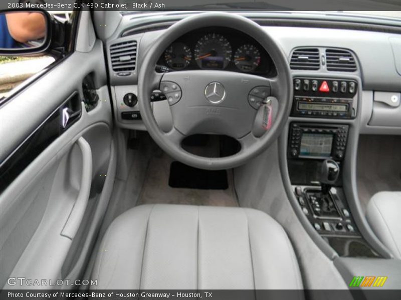 Dashboard of 2003 CLK 430 Cabriolet