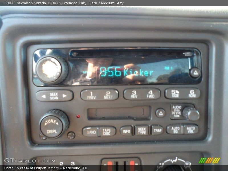 Audio System of 2004 Silverado 1500 LS Extended Cab