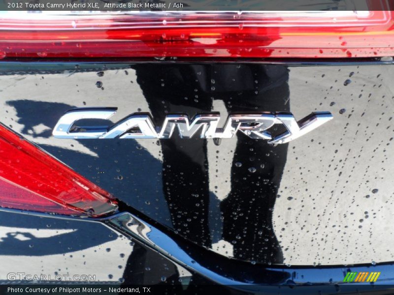 Attitude Black Metallic / Ash 2012 Toyota Camry Hybrid XLE