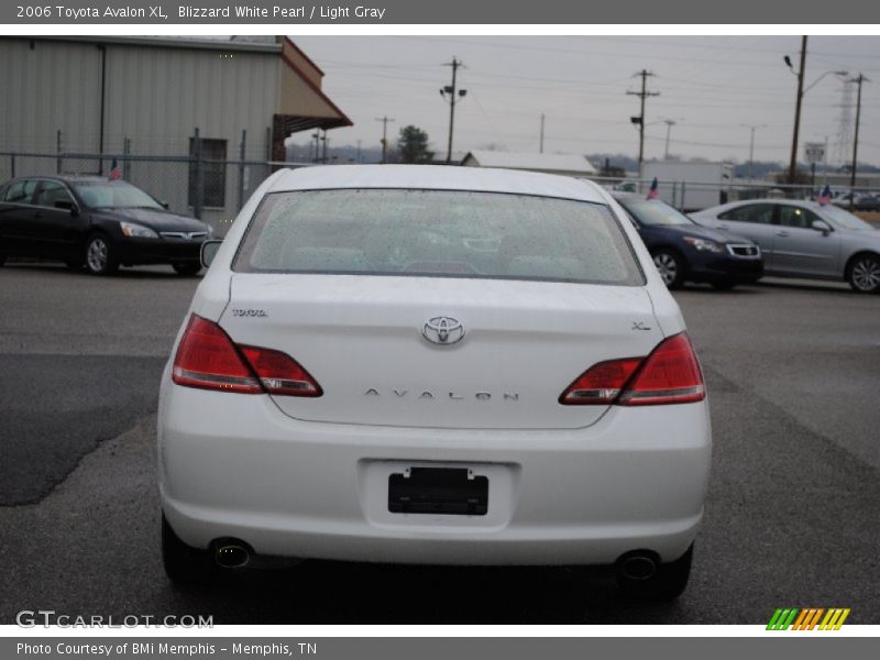 Blizzard White Pearl / Light Gray 2006 Toyota Avalon XL