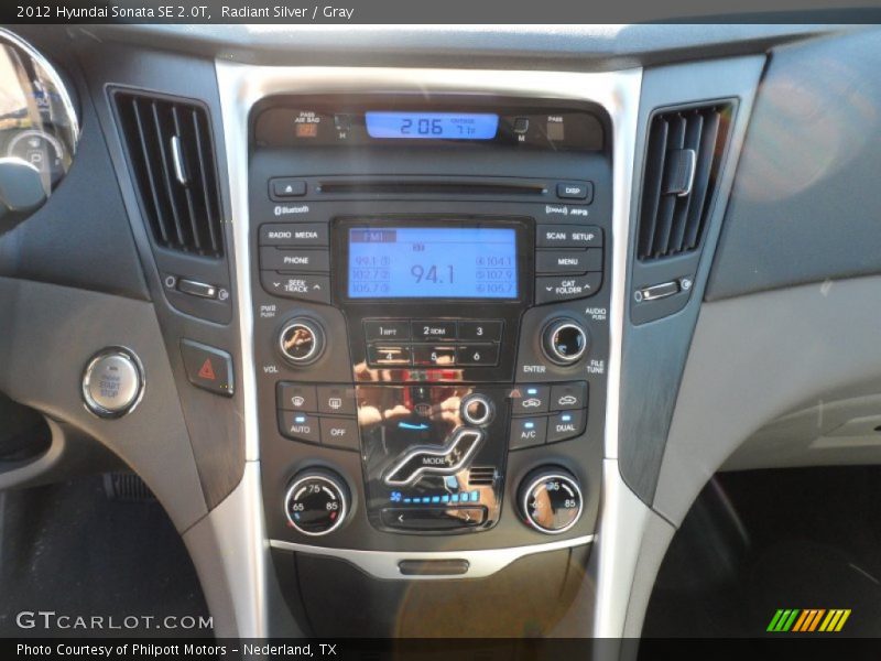 Radiant Silver / Gray 2012 Hyundai Sonata SE 2.0T